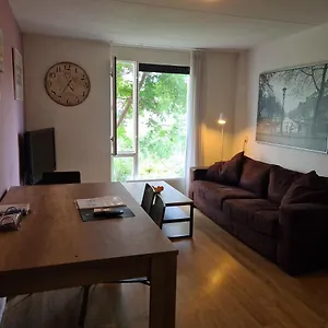 Johan's B&b, Dakterras & Goedkoop Parkeren - Sinds 2014 Privatunterkunft